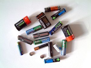 empty-batteries-1464803-640x480