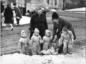 deti-na-prochazce60-letafoto-jovan-dezort-469_a