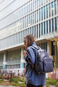 Mimmo.cz_JOY XL BLUE STEEL STUDD_kozeny prebalovaci batoh, cena 8990 Kc-image