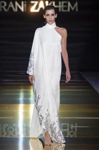 RANI ZAKHEM couture collection automne hiver _ fall winter 2018-2019 PFW - © Imaxtree 11