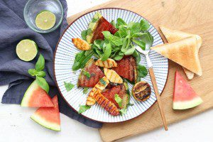 Salat s grilovanym melounem