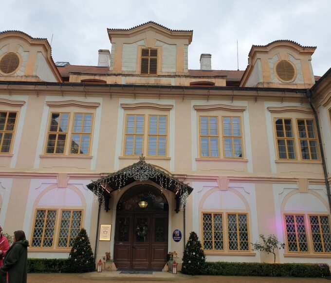 Příběh vánočního stromečku na zámku Loučeň